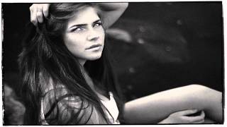 Chris Isaak - Wicked Game (London Grammar Acoustic Cover)