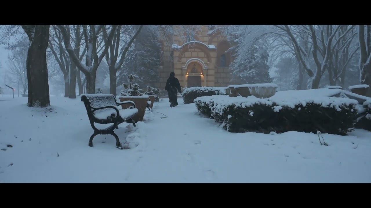 Први снег у манастиру  First snowfall at the