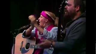 Pia Raug - Chile [Live]