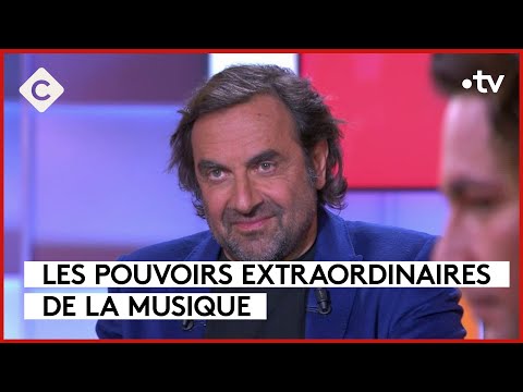 Extraordinary powers and hidden talents by André Manoukian - C à vous - 21/03/2024