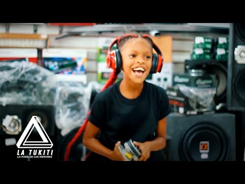 La Tukiti - Siente El Ki Ft. La Number One (Video Oficial)