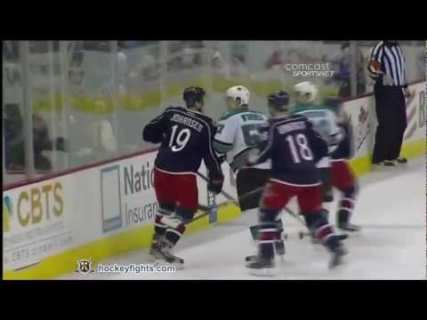 Tommy Wingels vs R.J. Umberger Feb 21, 2012
