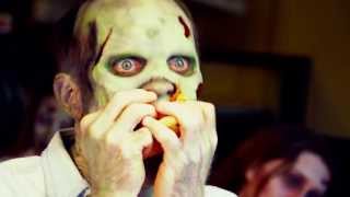Johnny's Pizza - Feed the Zombie in You!