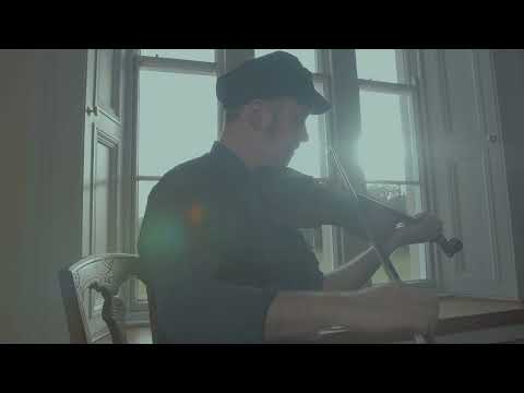 Gavin Marwick & Wendy Stewart   St Queran's Well