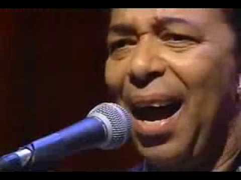 5/5 - Trio Mocotó "Voltei Amor" no programa Música Brasileira em 2001