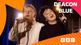 Deacon Blue - Texas Hold &#39;Em (Beyonce cover) in the Radio 2 Piano Room