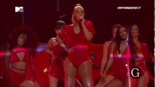 Iggy Azalea - Mo Bounce & Switch performance (MTV MIAW 2017)