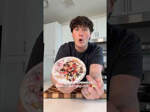 Trying the viral greek yogurt cheesecake 🤤