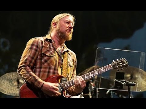 Killer Derek solo! "Down In The Flood" Bridgeport, CT 9/13/25