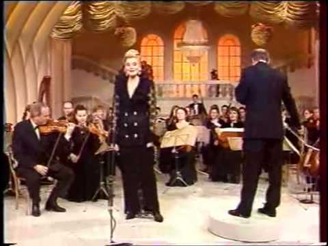 Karita Mattila sings Tosca's 