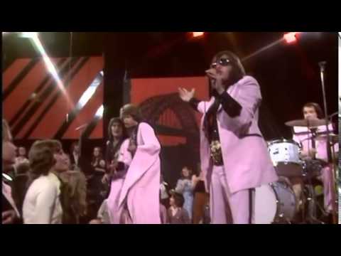 Mud - Rocket (Official Live Performance)