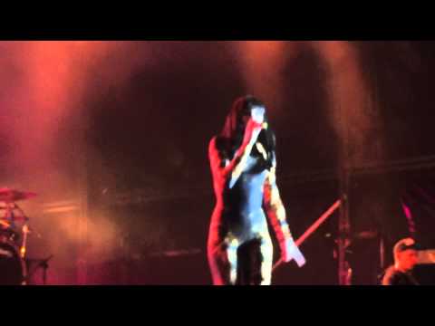 Jessie J - Never Too Much (Cover) - Warwick Castle.