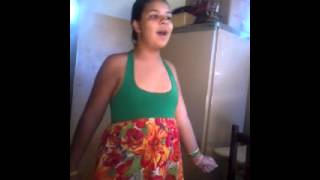 Nayra Christina cantando Outra Frequ�ncia rebeldes