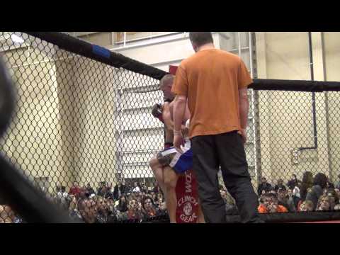 East Peoria Throwdown fight #14 - Dustin Michael Stusse vs Larie Bonds