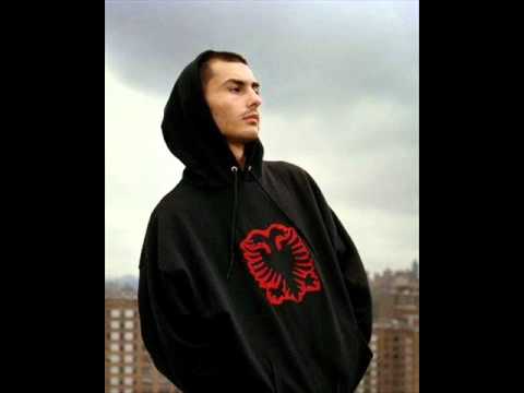 Milot feat. UniKKatiL - Change