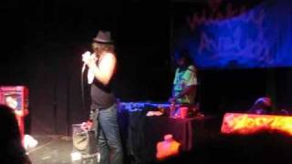 Mickey Avalon - What do you say (Houston 2009-11-15)
