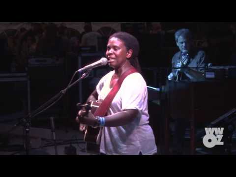 Ruthie Foster: "Richland Woman Blues" - Bogalusa Blues & Heritage Festival (2014)