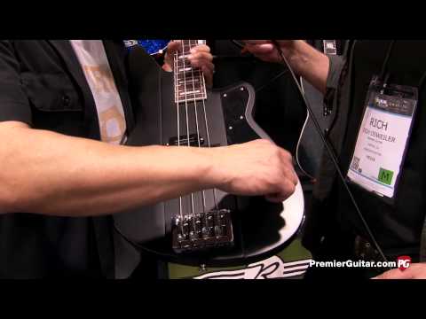 NAMM '14 - Reverend Guitars PA1 Custom HB, Reeves Gabrels Signature Spacehawk & Warhawk RT Demos