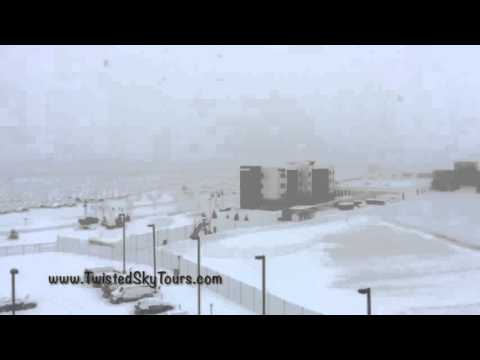 Winter Storm #Bella Hitting the Sioux Falls, SD Airport - Novemver 20, 2015