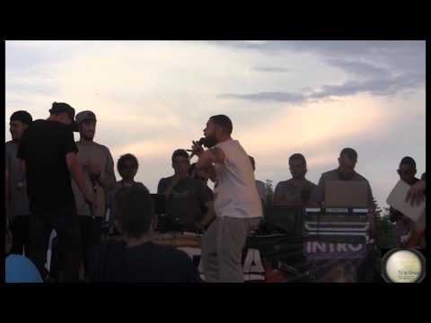 KARU vs MOLYMAKER - La Batalla De La Gruta - Semifinales