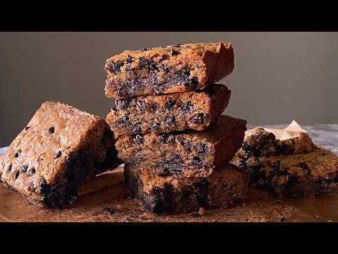 Chocolate Chip Blondies Recipe