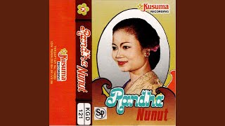 Download lagu Gd. Randha Nunut kalajengaken Ktw. Mayar-mayar Sl.M. (feat. Riris Raras Irama) mp3