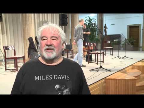 Vasvári String Trió koncertje Tony Lakatossal