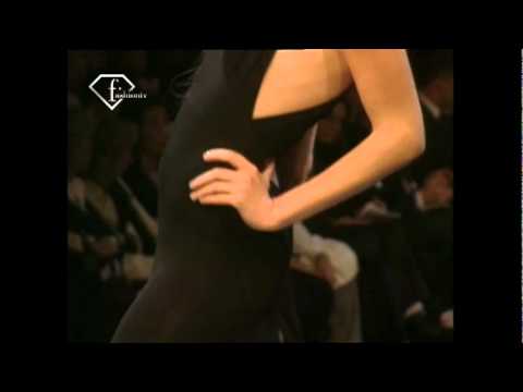 fashiontv | FTV.com - FULL SHOW GUY LAROCHE - PARIS FASHION WEEK FEM PE 2005