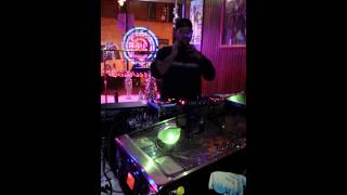 Dj mega dog in da house