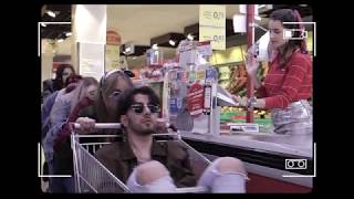 Horror en el Hipermercado - Alaska y Los Pegamoides