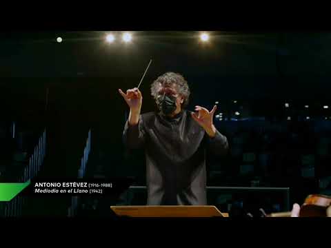 Guerrero dirige la Orquestra Sinfônica do Estado de São Paulo: Fandangos de Roberto Sierra