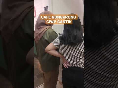Tempat nongkrong seru buat kamu yang suka selfie! Coba deh café hits di Malang yang jadi favorit cewek-cewek cantik ini,...