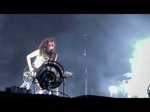 I forgot / out of my head - Cara Delvigne @officialcaradelevingne Barcelona Primavera Sound