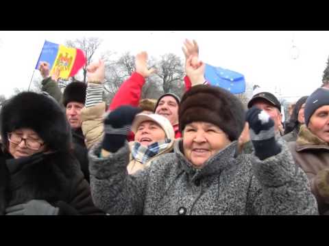 Thousands Join Moldova Protests