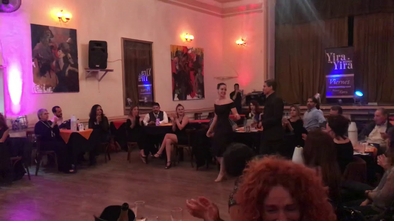 Video thumbnail for Fernanda Grosso & Alejandro Ferreyra - Yira Yira milonga 2018 (1)