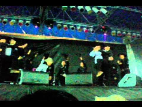 Country Music - Apresentações de Dança.