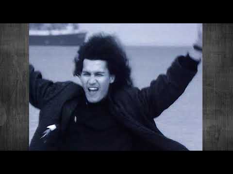 BOOM CRASH OPERA - Hands Up in the Air