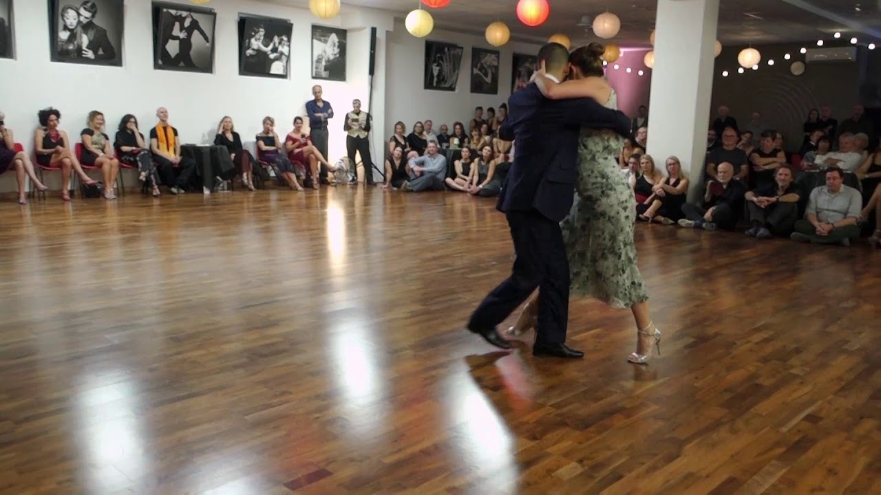 Stefania Colina _ Juan Martin Carrara, Castigo Juan D'Arienzo