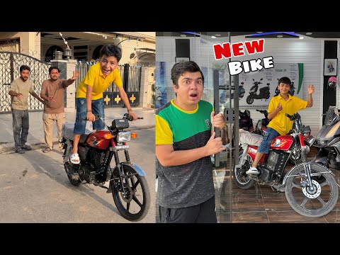 Talli Ne Apni Bike Khareed Li Aur Bhag Gaya 😨