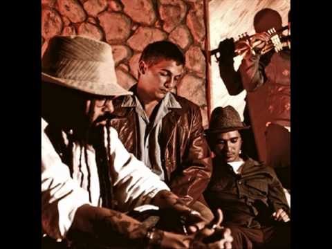 Gomba Jahbari - En la Guerra