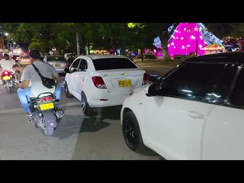 Recorrido por los Alumbrados de Puerto Boyacá en TT 200 de AKT.