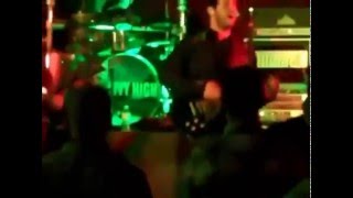 Livy High - With or Without You - America&#39;s Pub, 8-27-10.mp4