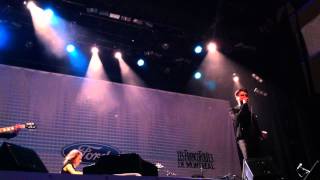 Pierre Lapointe Tel un seul homme 7 juin 2012 Francofolies de Montréal