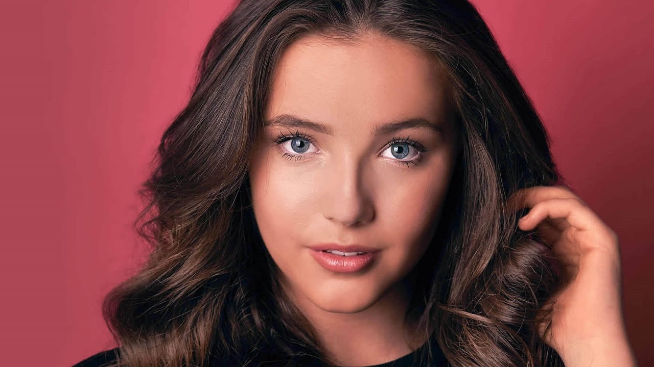 Lucy Thomas  - video compilation of beautiful songs vol1 (Listed in description)