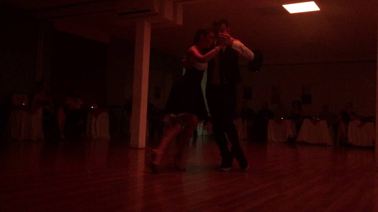 Bruno Tombari y Rocío Lequio, La Mariposa - Osvaldo Pugliese