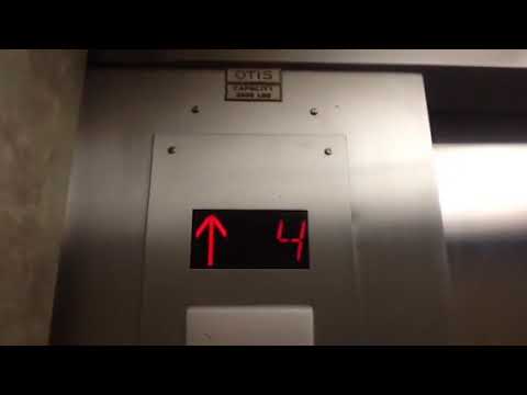 Nice Otis elevator. (Montgomery mod)