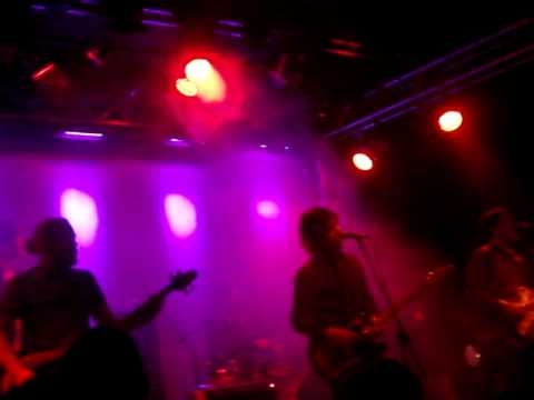 Caesars - Jerk It Out (live in Athens)