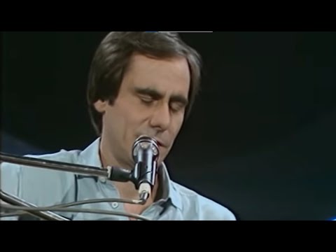 download lagu mp3 mp4 Roberto Vecchioni Mi Manchi, download lagu Roberto Vecchioni Mi Manchi gratis, unduh video klip Roberto Vecchioni Mi Manchi