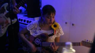 Peach Kelli Pop - Doo Wah Diddy (Acoustic)