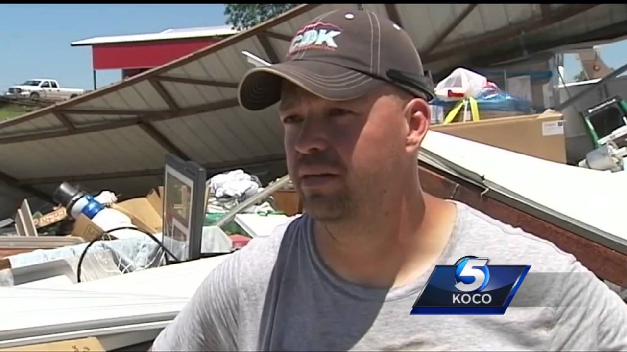 Sulphur neighborhood sees destruction in tornado